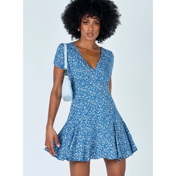 Princess Polly The Sting Mini Dress in Blue Floral - Picture 2 of 13
